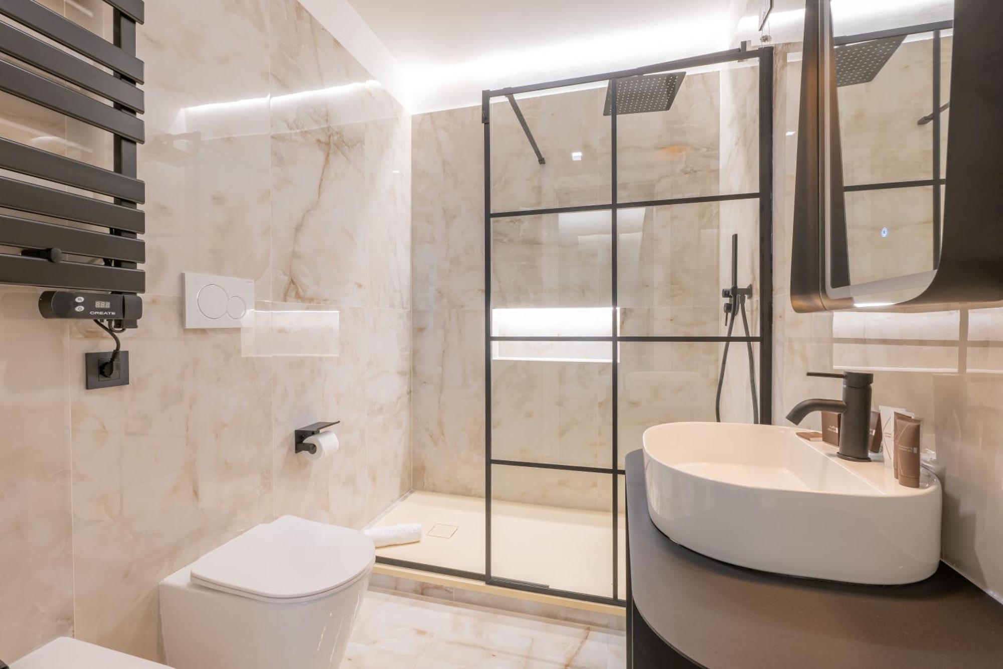 Maria Cristina Boutique Rooms Триест Экстерьер фото