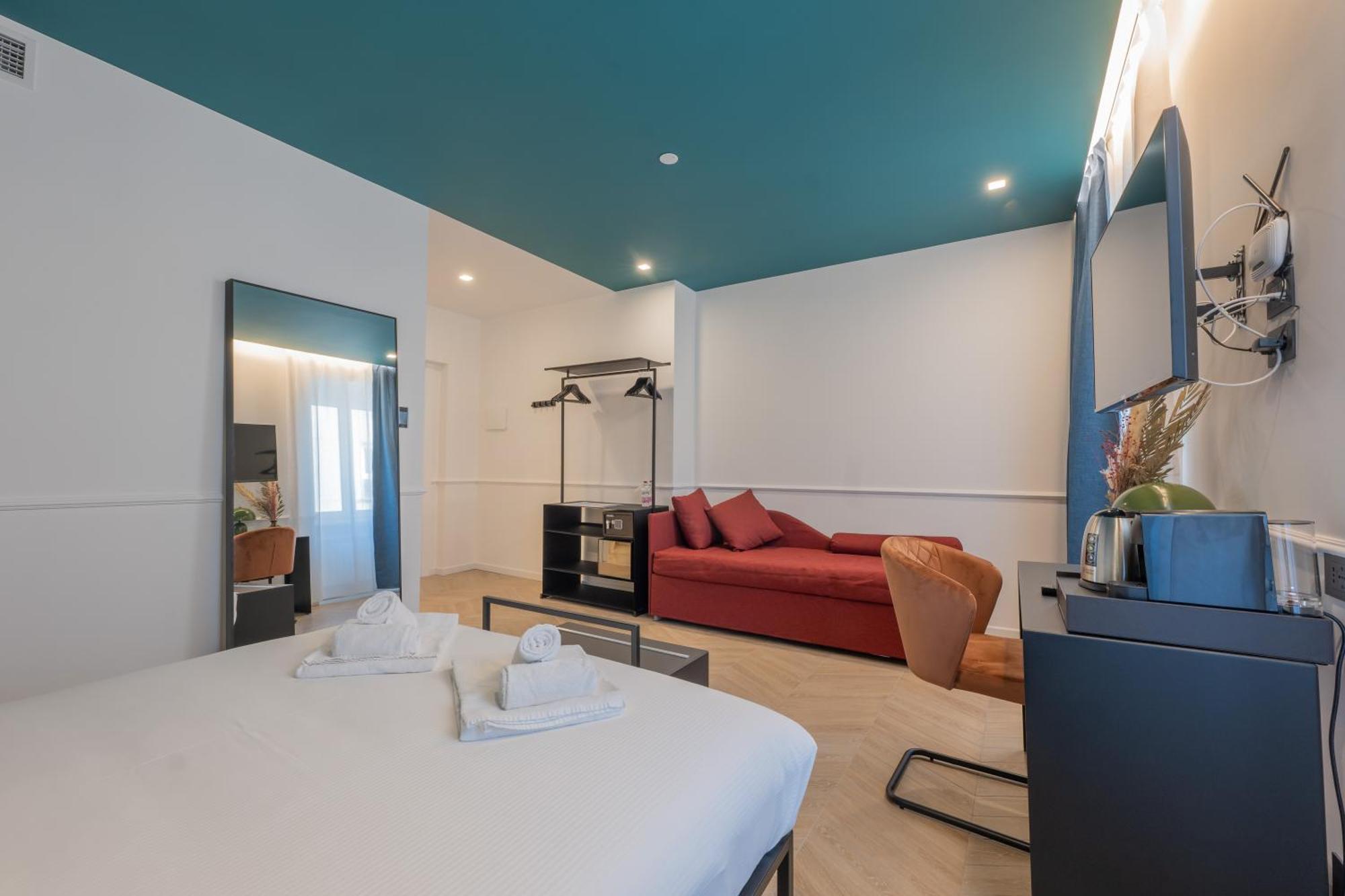 Maria Cristina Boutique Rooms Триест Экстерьер фото