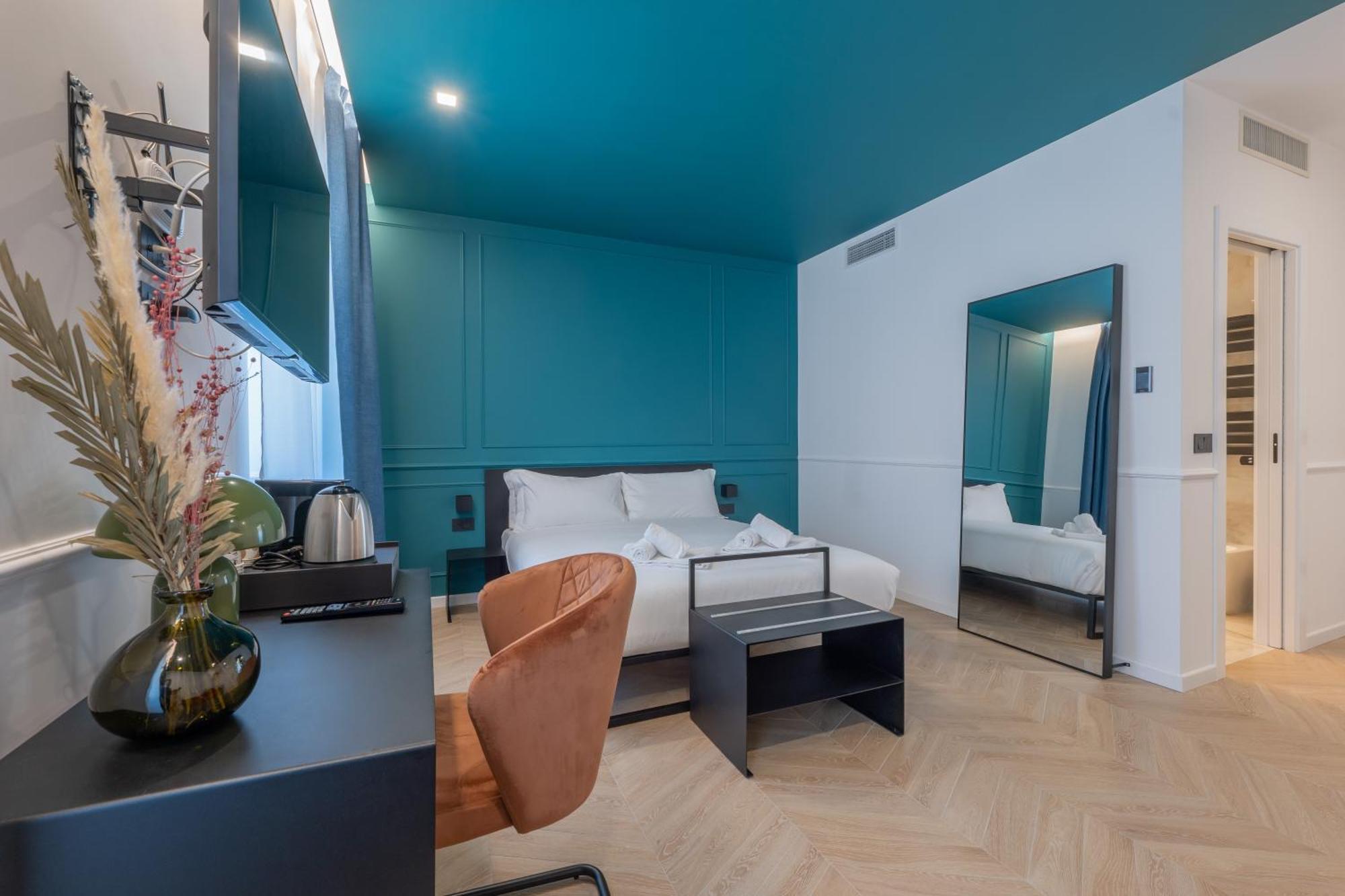 Maria Cristina Boutique Rooms Триест Экстерьер фото